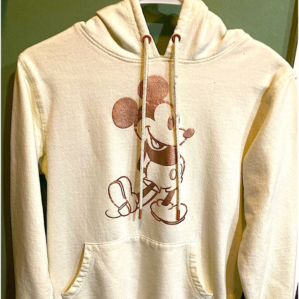 vintage Mickey mouse classic hooded sweatshirt made by Walt Disney it's a medium